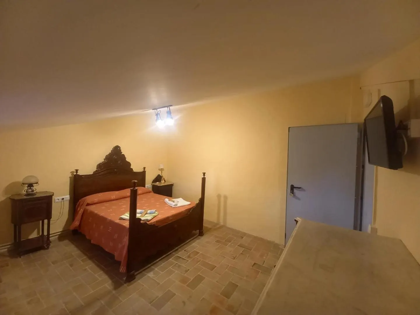 Hostal Rural Mas Blanc Sant Martí de Centelles 3*,  España