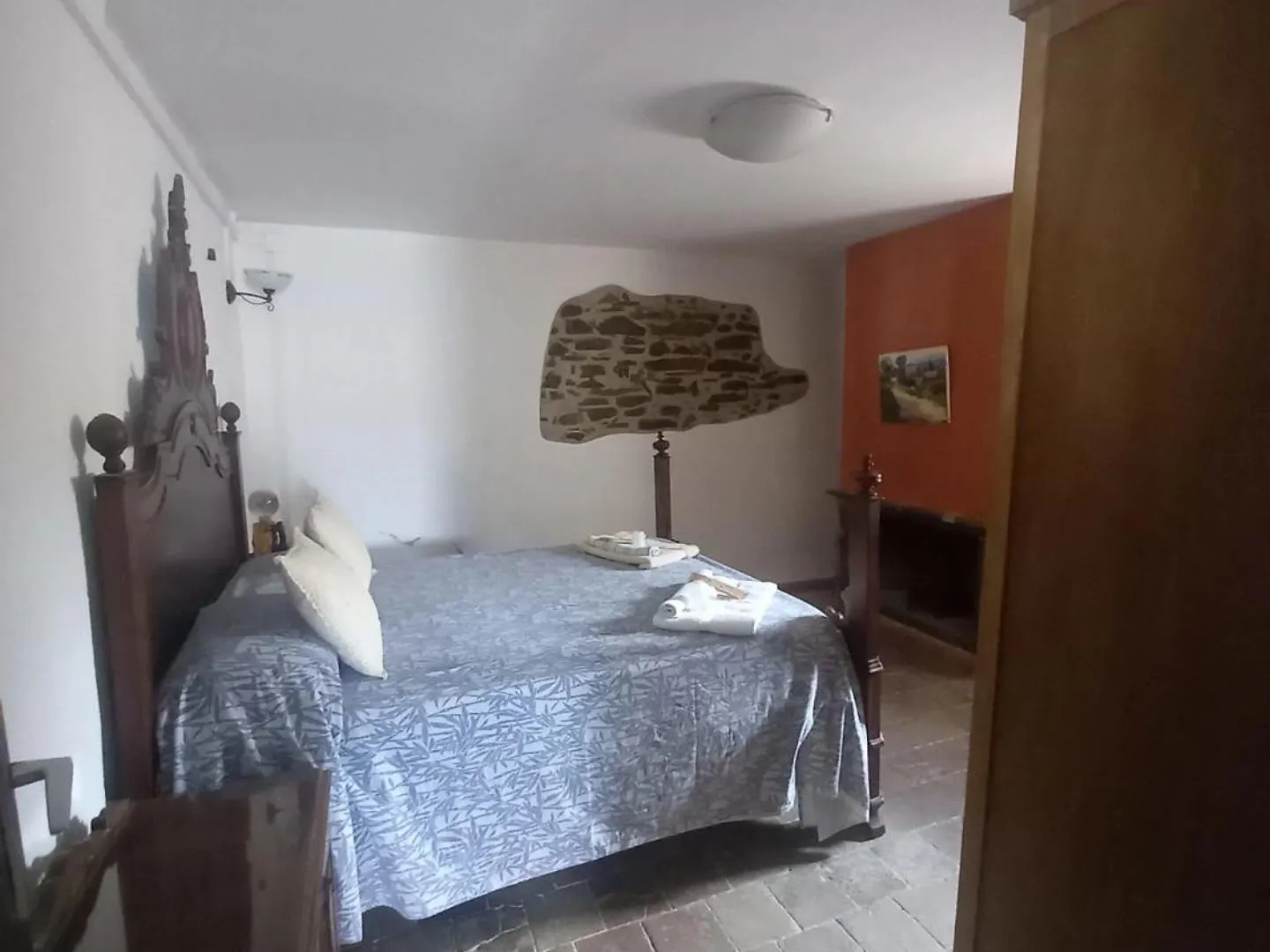 Pensión Hostal Rural Mas Blanc Sant Martí de Centelles