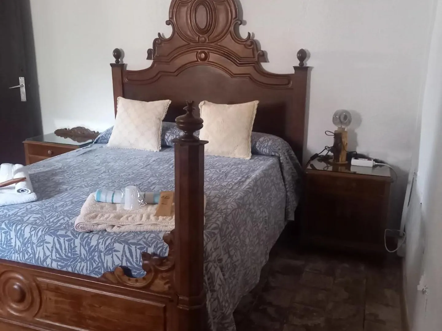 Hostal Rural Mas Blanc Sant Martí de Centelles Pensión