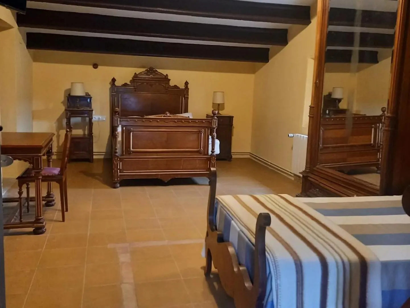 *** Pensión Hostal Rural Mas Blanc Sant Martí de Centelles España